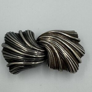 Mimi di N Silver Swirl Interlocking Buckle Sign 1985 Belt